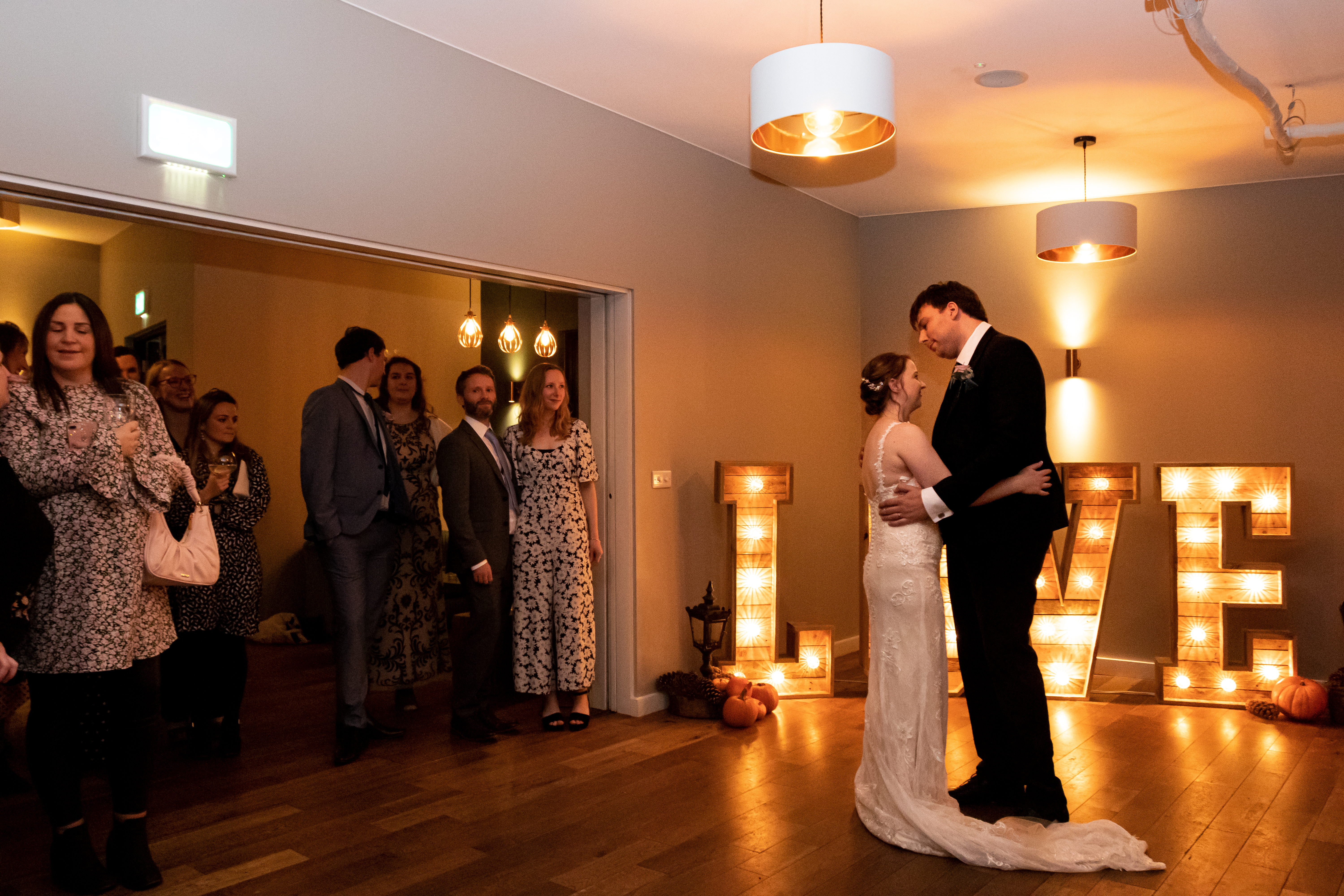 Leicestershire-documentary-wedding-photographer