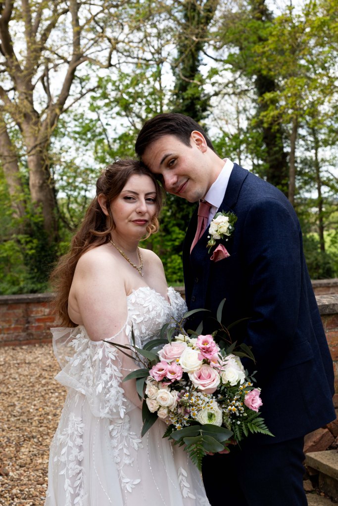 Barns at Hunsbury Hill wedding venue Northamptonshire. Wedding photographer Northants. 